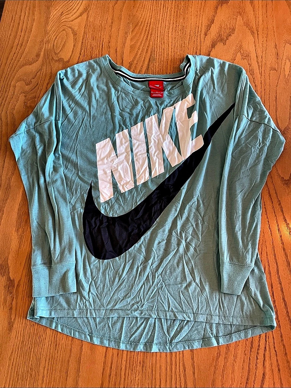 Nike Long Sleeve Graphic Tee in Blue & White Size Medium Like New